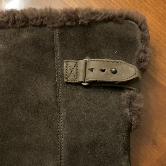 UGG Dark Brown Shearling-Lined Boots. Wedge heel.Size 7. Wear high or roll down! - Picture 2 of 13
